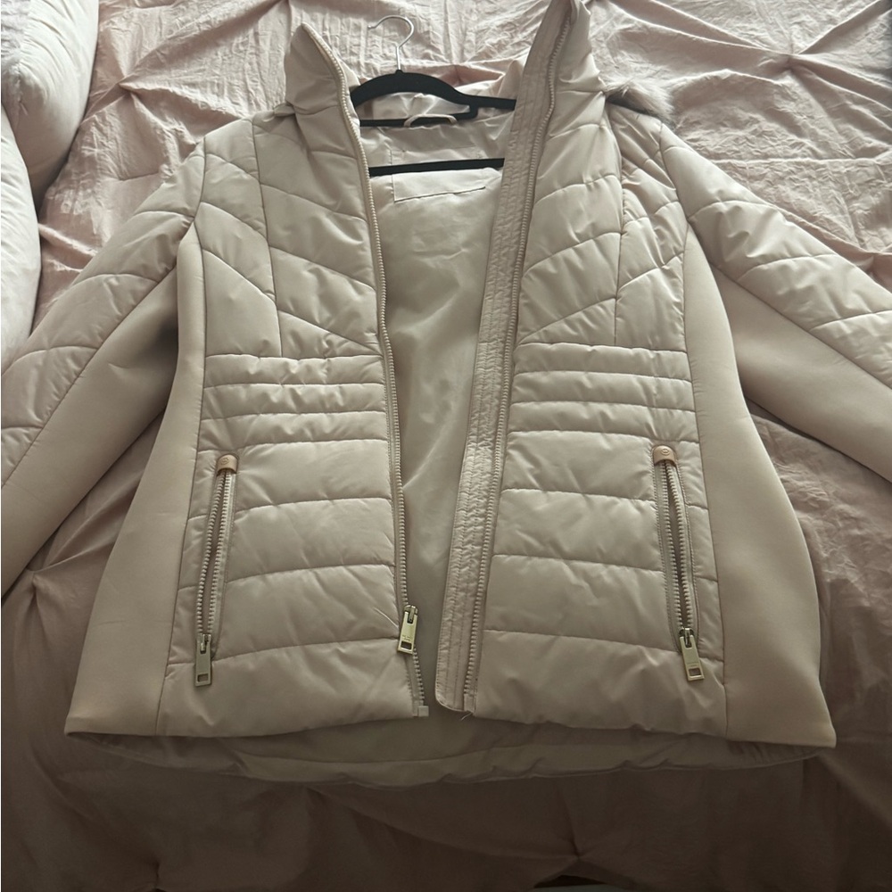 Michael Kors Gray Puffer with Silver Logo